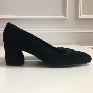 Stuart Weitzman Marymid Black Suede Mid Heel Size7